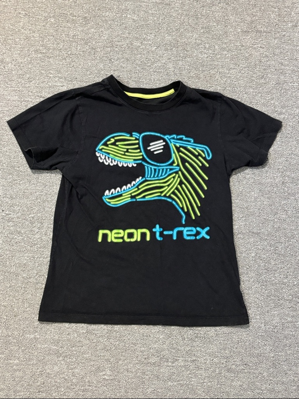 4/$20 Neon T-Rex Black T-shirt Size 8